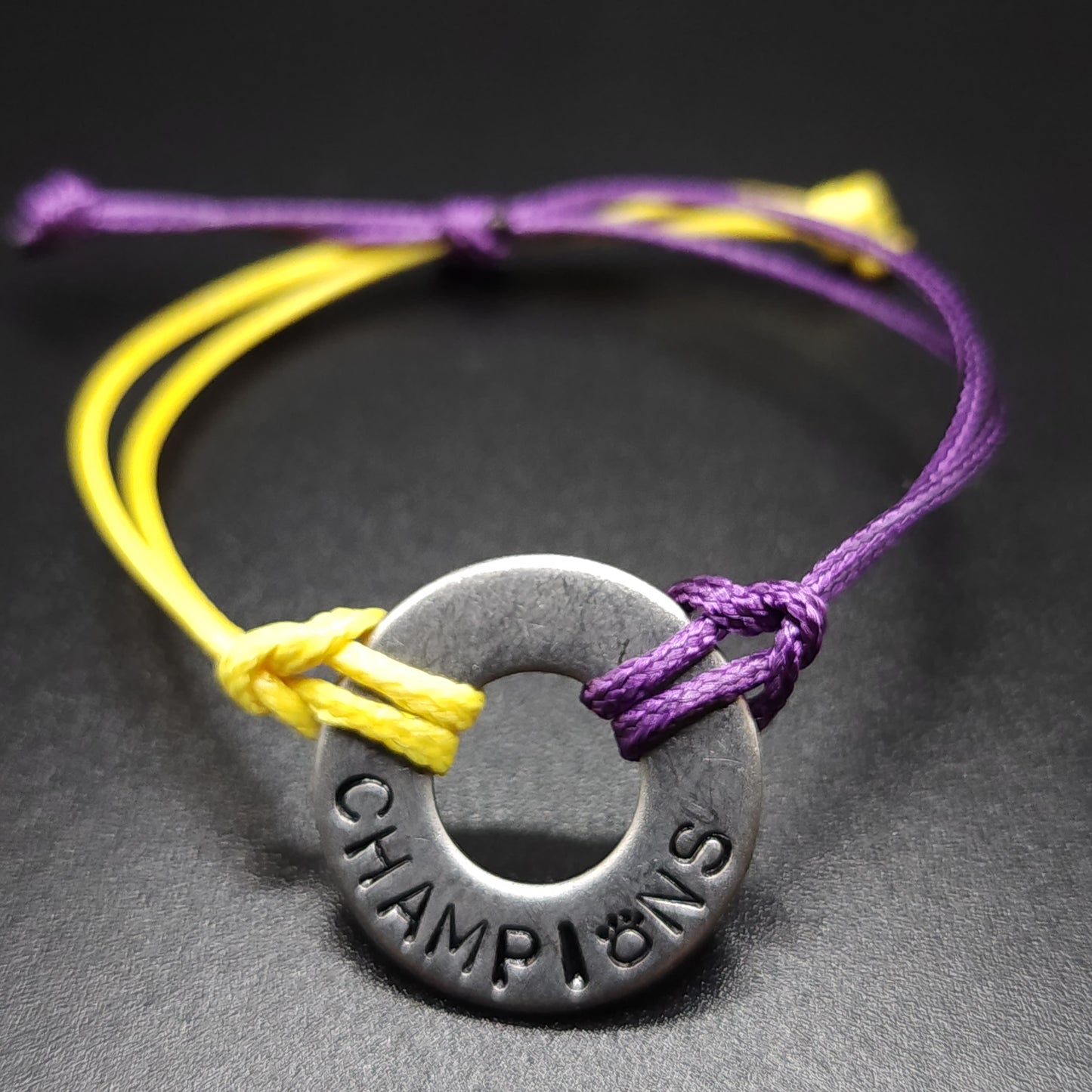 CHAMPS 2023 Paw Imprint Unity Bracelet - Nine Vibrant Colors